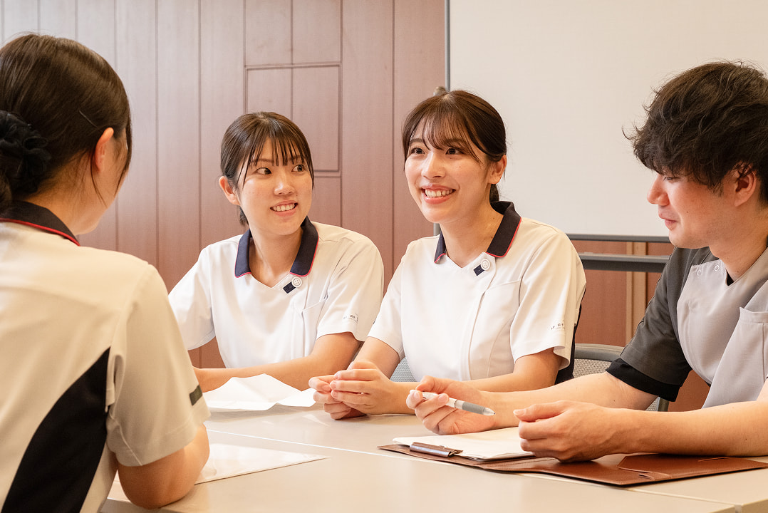 写真：新人研修の様子1